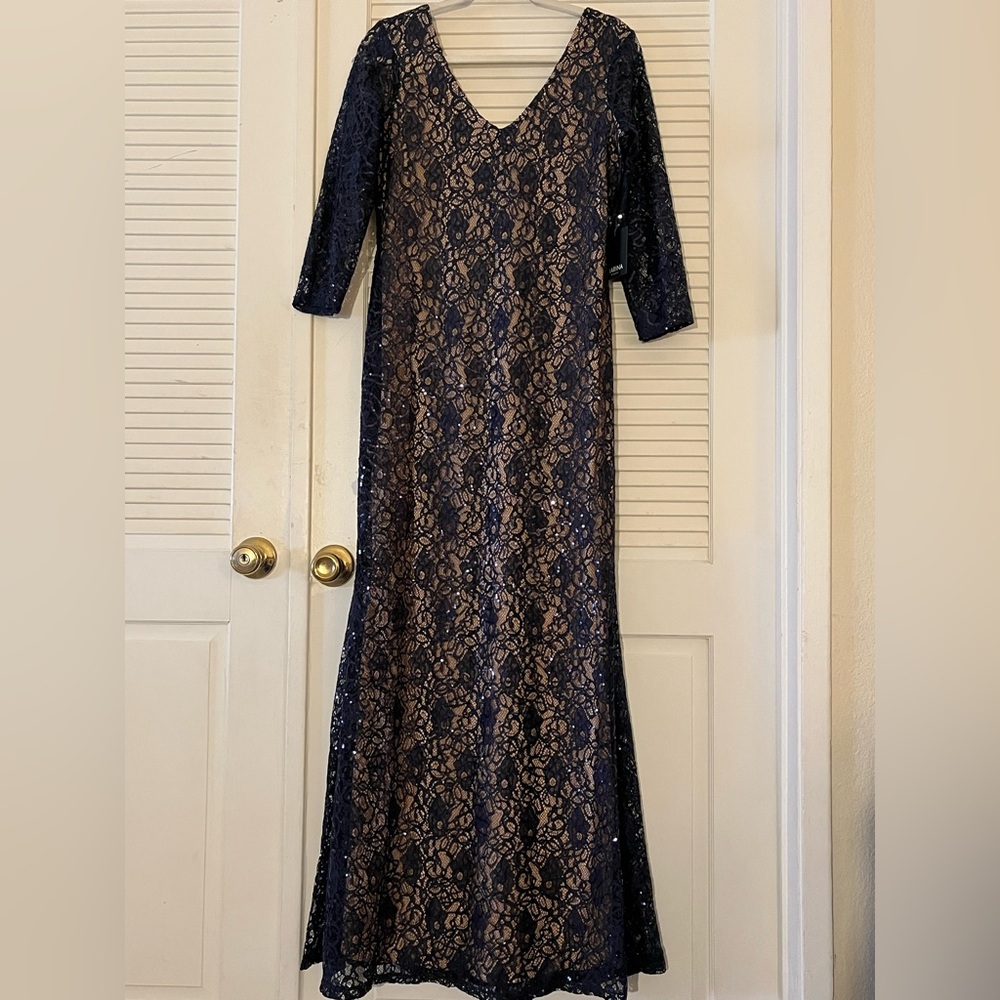 Elegant Navy Lace Dress